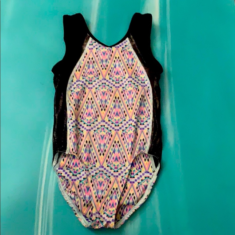 Ivivva rainbow geometric leotard size 6